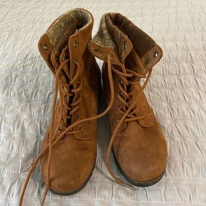 Brown Boots!